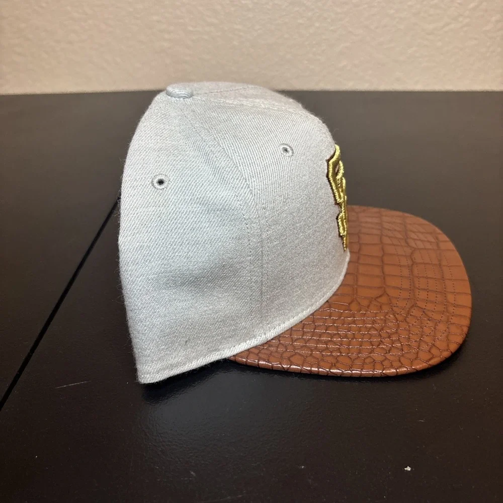 MLB‎ San Francisco Giants Baseball Hat '47 Brand Adjustable Cap strap back - NEW